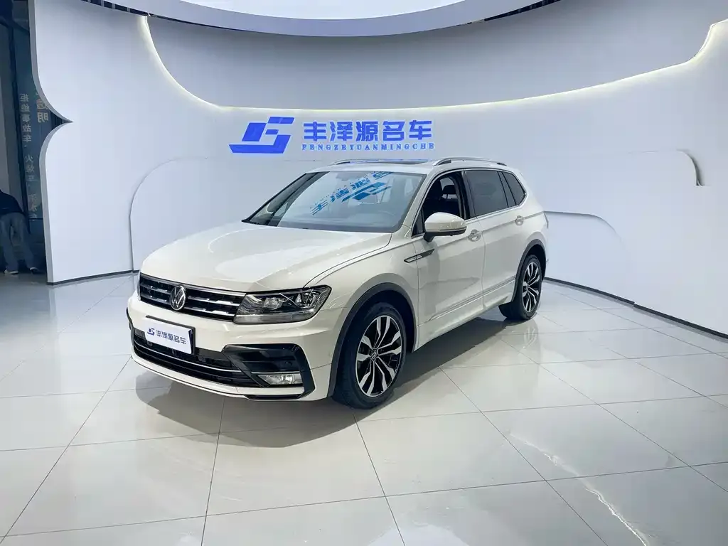 Volkswagen Tiguan L 2021 из CN, фото 1