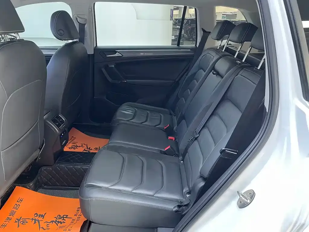 Volkswagen Tiguan L 2021 из CN, фото 8