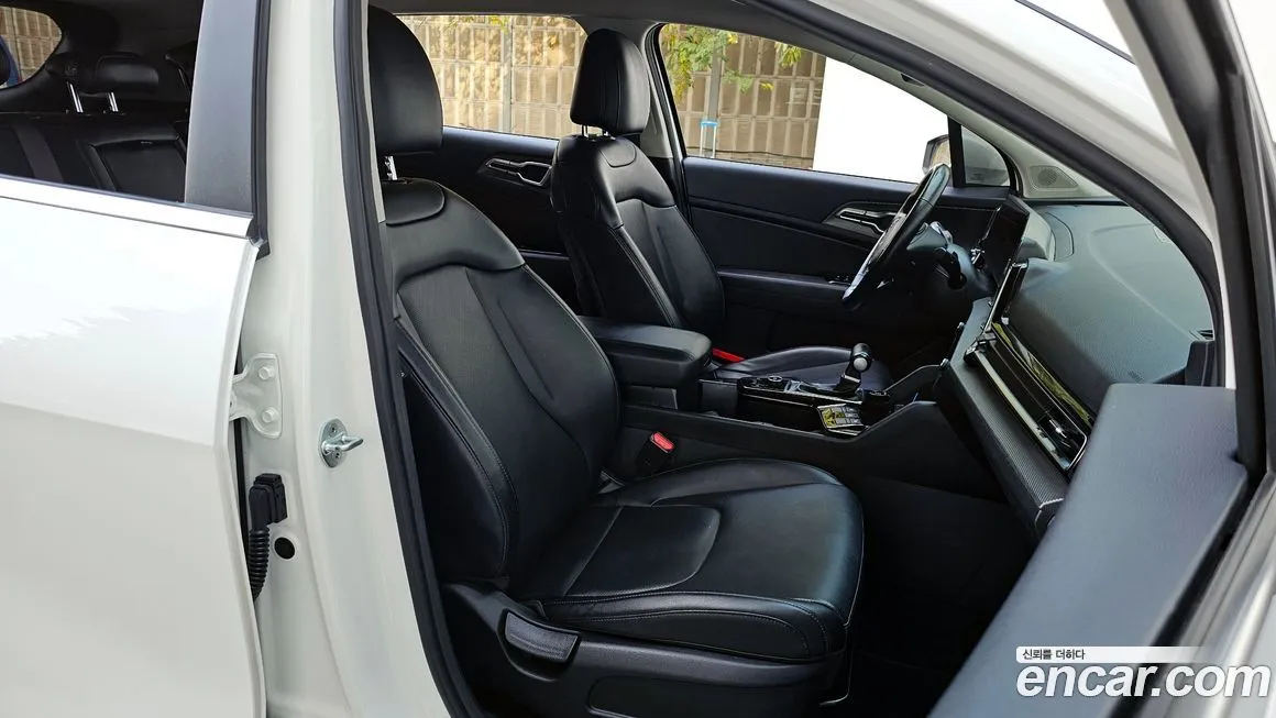 Kia Sportage — фото 10