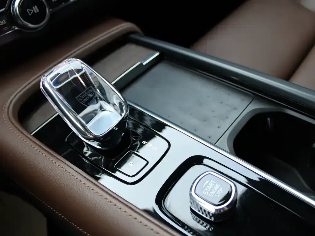 Volvo S90 — фото 10