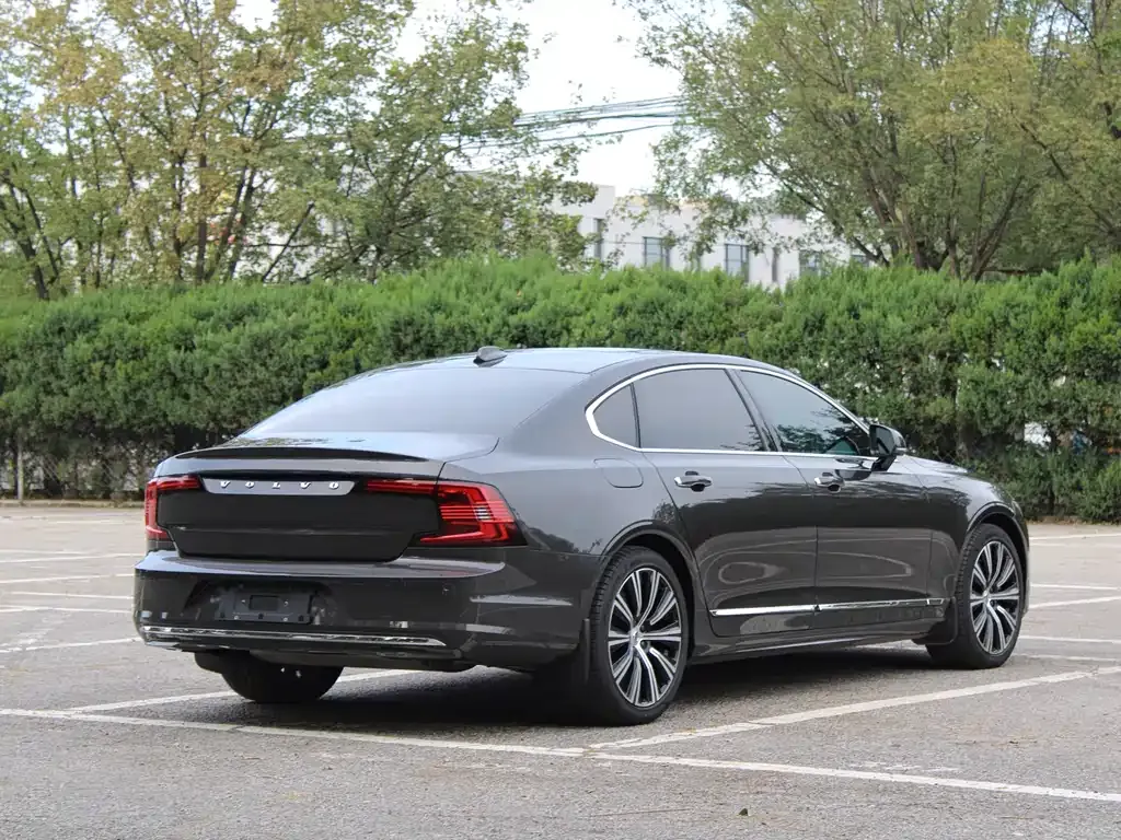 Volvo S90 — фото 5
