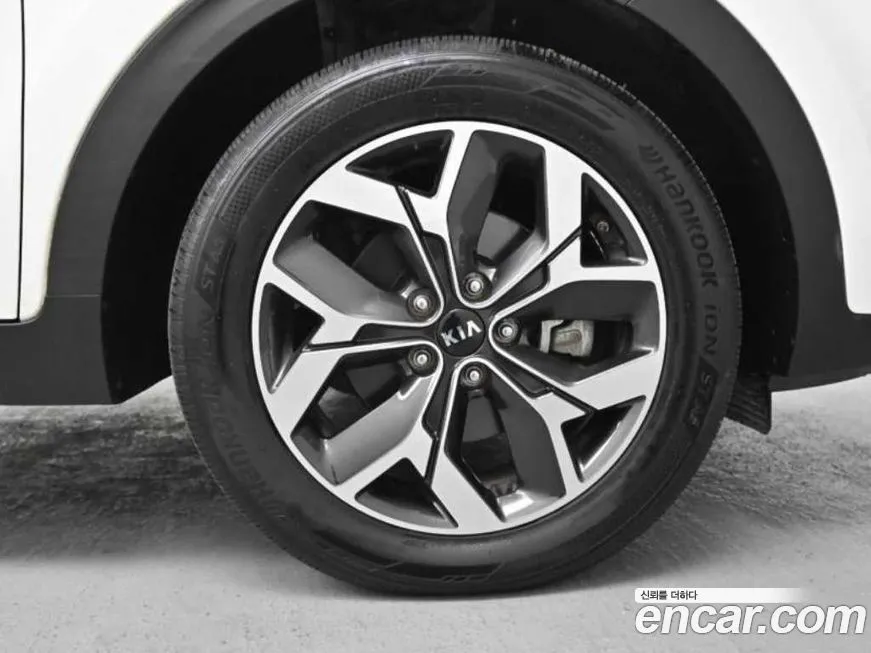 Kia Sportage — фото 4