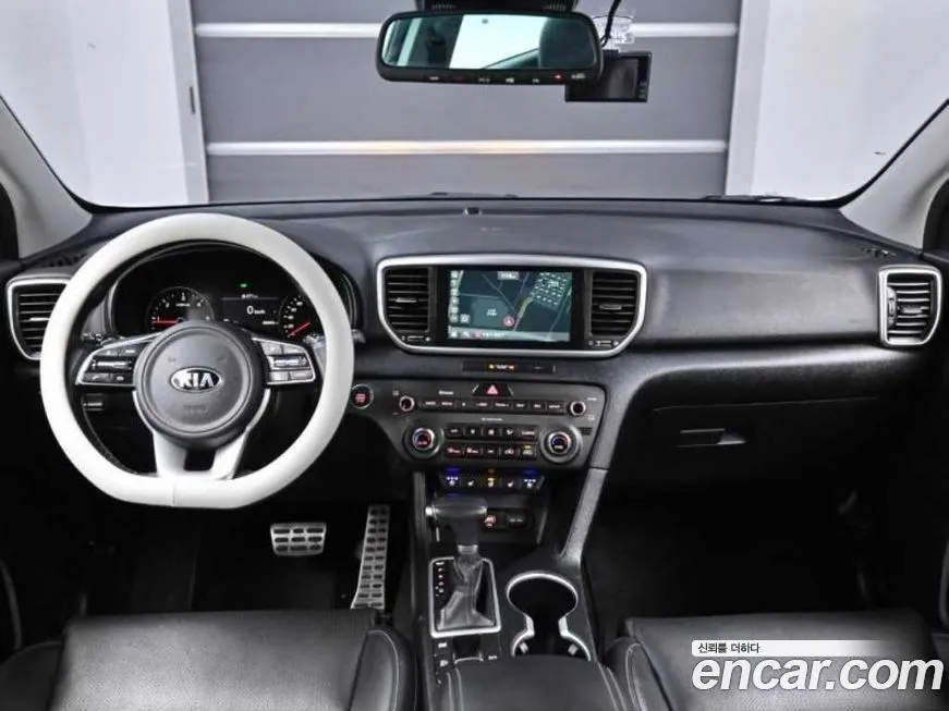 Kia Sportage — фото 6