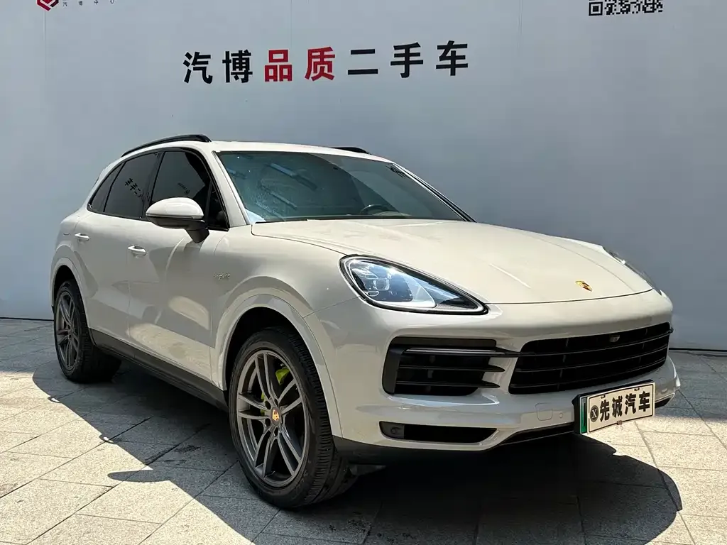 Porsche Cayenne Hybrid — фото 2