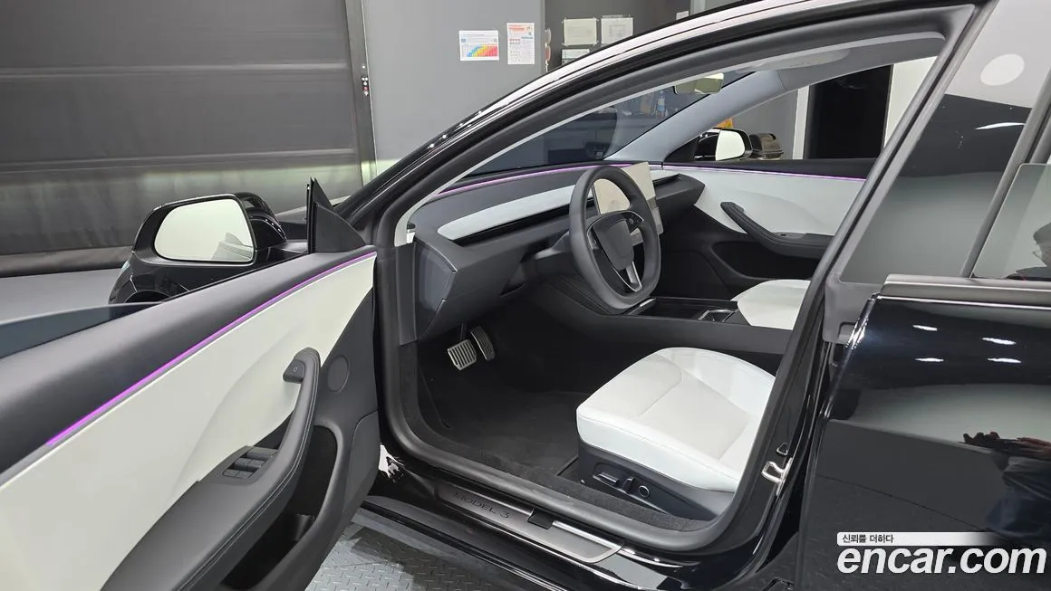 Tesla Model 3 2024 из KR, фото 10
