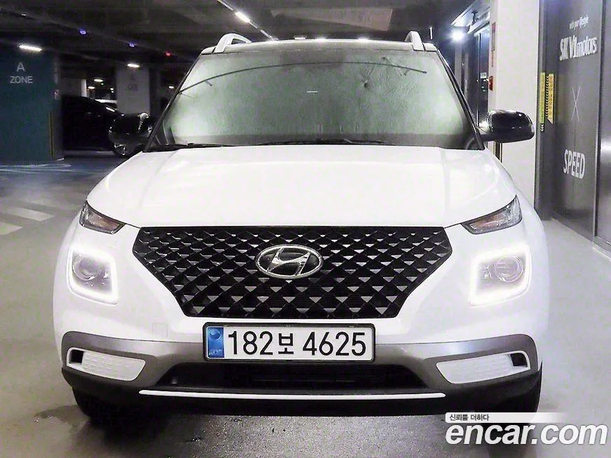 Hyundai Venue — фото 2