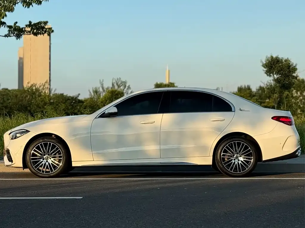 Mercedes-Benz C-Class 2024 из CN, фото 4