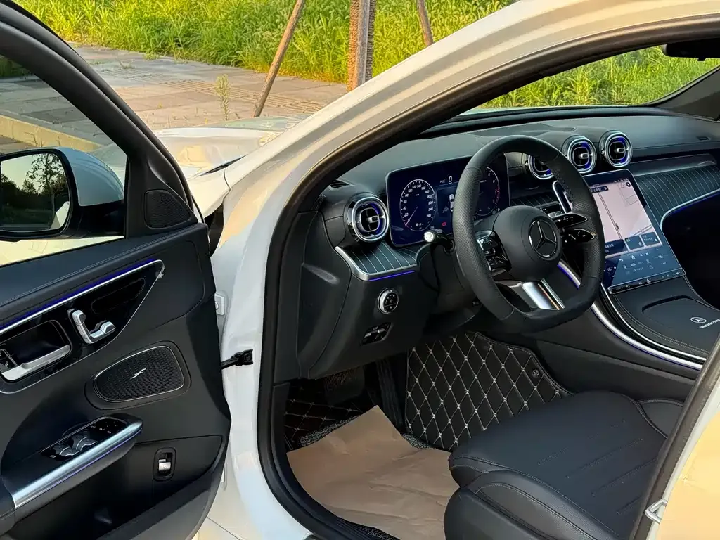 Mercedes-Benz C-Class 2024 из CN, фото 6