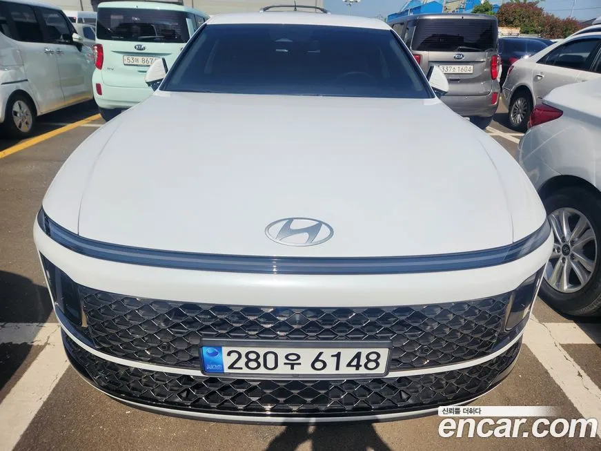 Hyundai Grandeur — фото 1