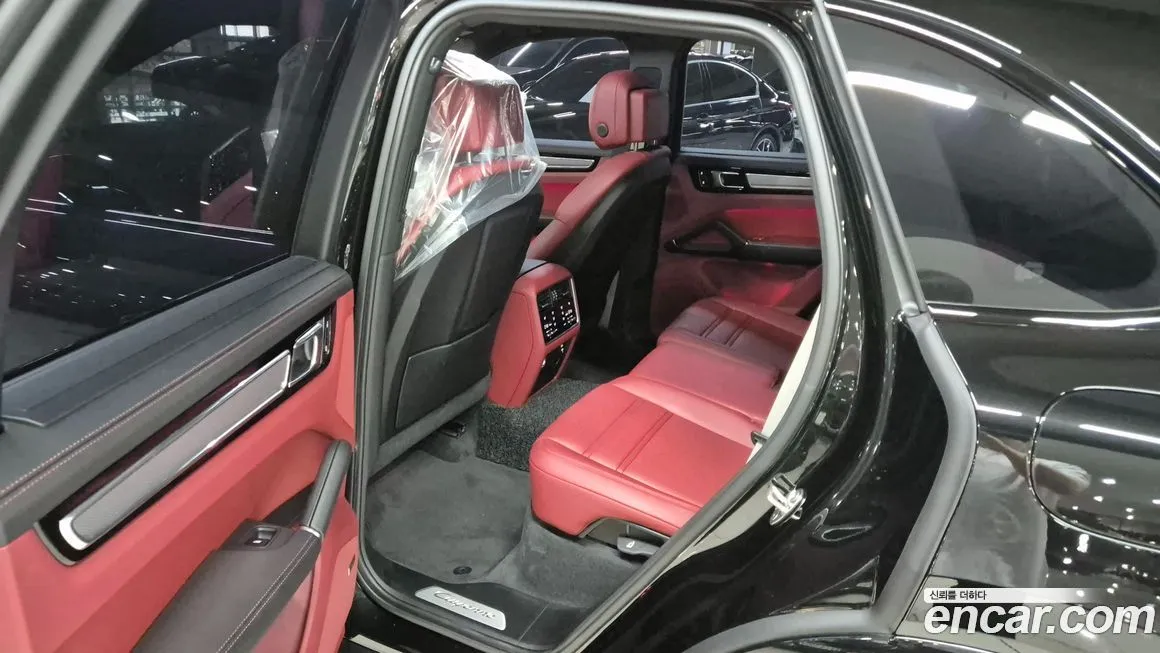 Porsche Cayenne 2023 из KR, фото 9