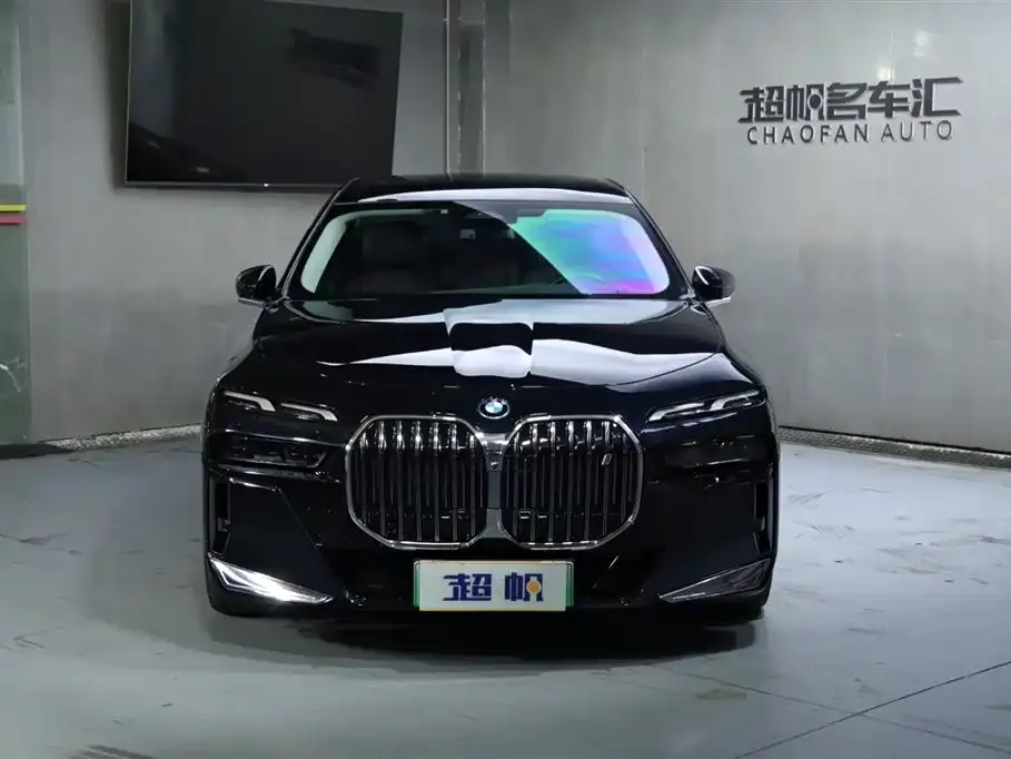 BMW i7 2024 из CN, фото 2