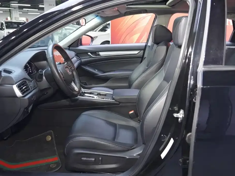 Honda Accord 2021 из CN, фото 10