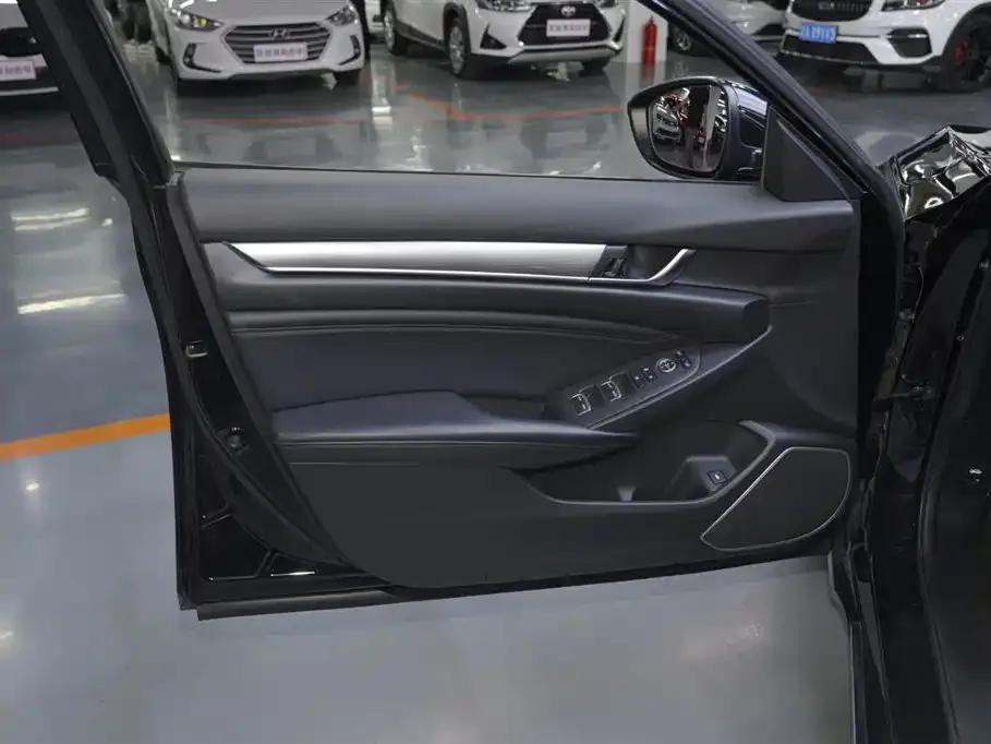 Honda Accord 2021 из CN, фото 7