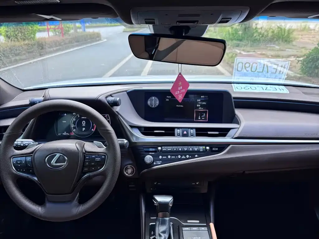 Lexus ES 2021 из CN, фото 7