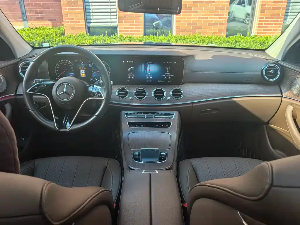 Mercedes-Benz E-Class 2023 из CN, фото 10