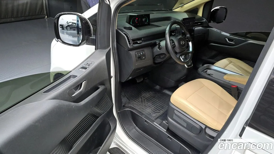 Hyundai Staria 2025 из KR, фото 10