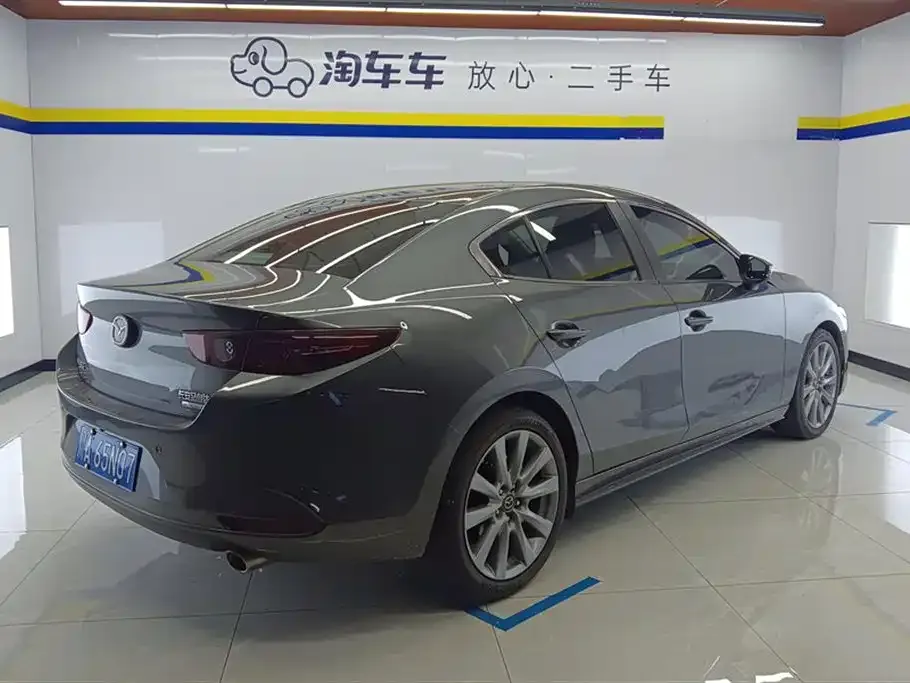 Mazda 3 Axela 2021 из CN, фото 3