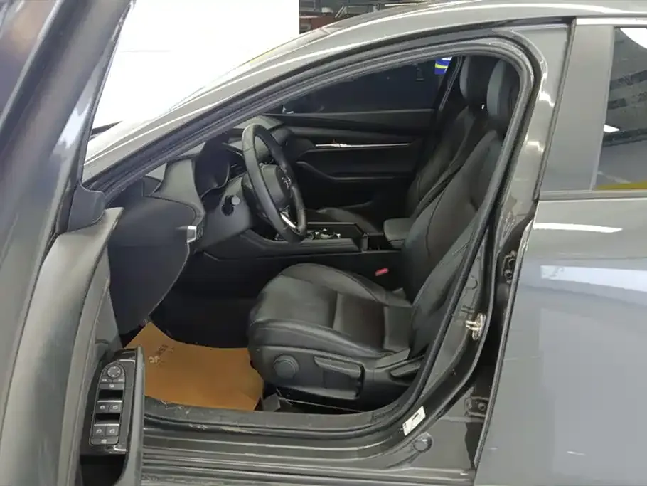 Mazda 3 Axela 2021 из CN, фото 9