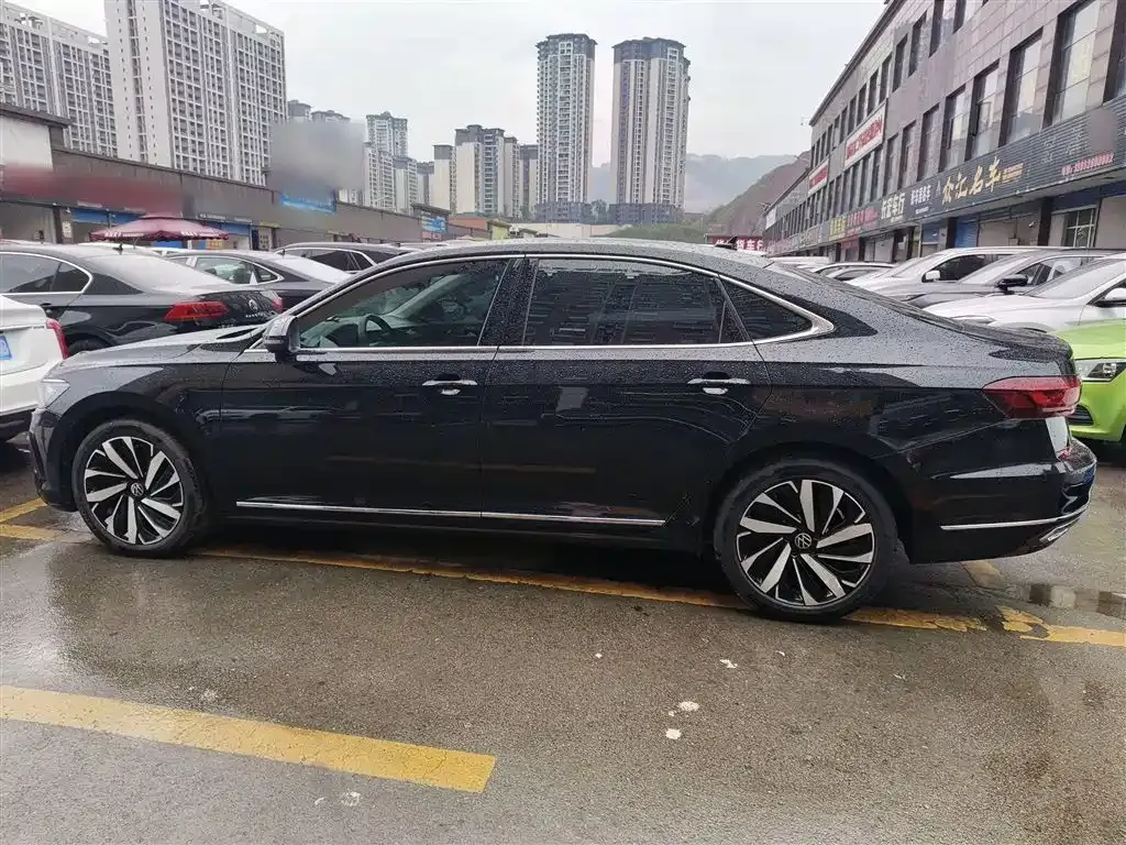 Volkswagen Passat — фото 5