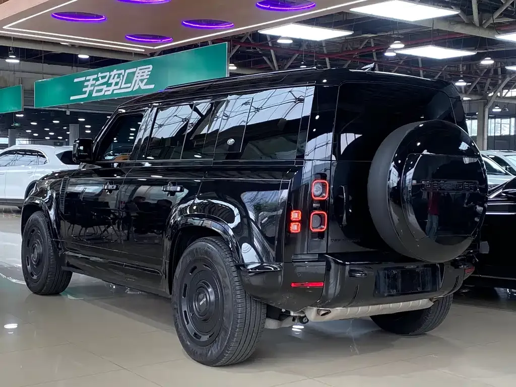 Land Rover Defender 2024 из CN, фото 2