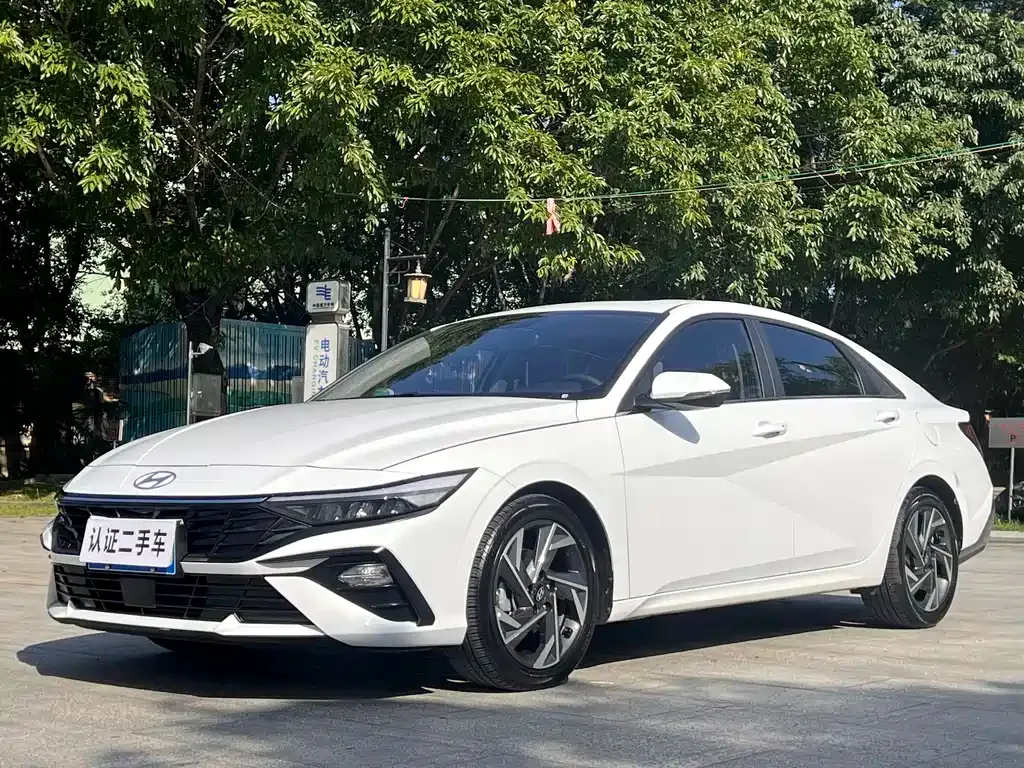 Hyundai Elantra 2024 из CN, фото 1