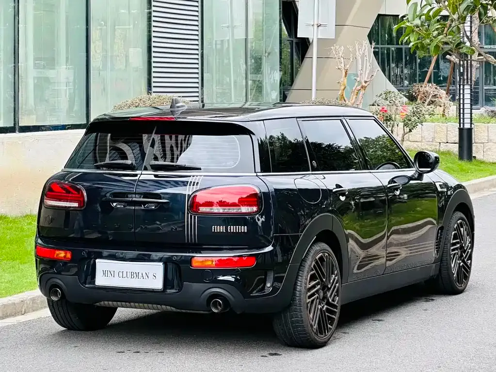 [object Object] Mini Clubman 2023 из CN, фото 6