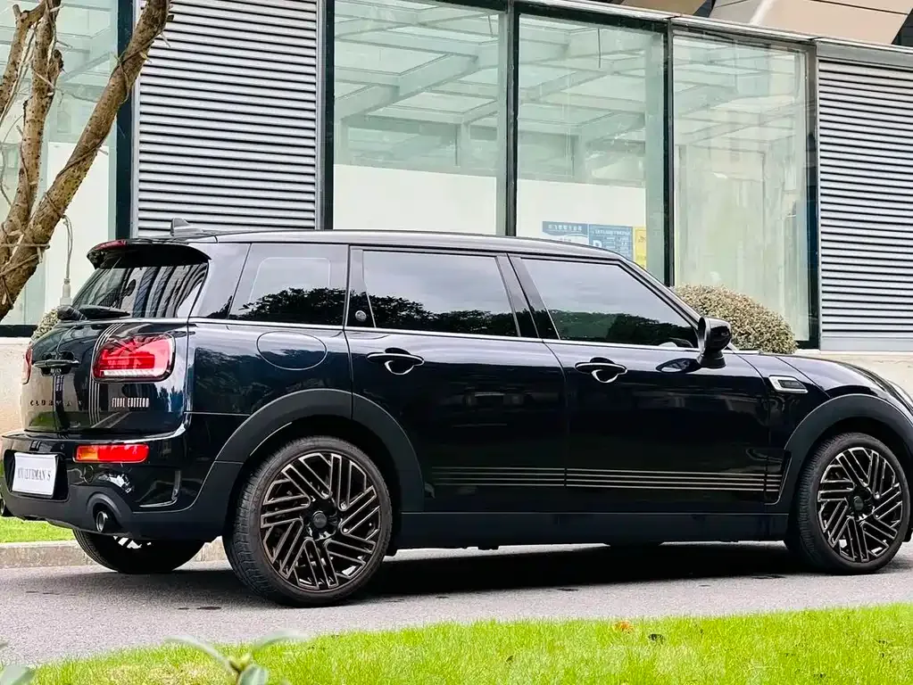 [object Object] Mini Clubman 2023 из CN, фото 8