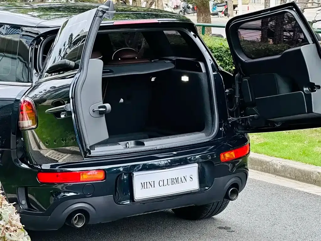 [object Object] Mini Clubman 2023 из CN, фото 9