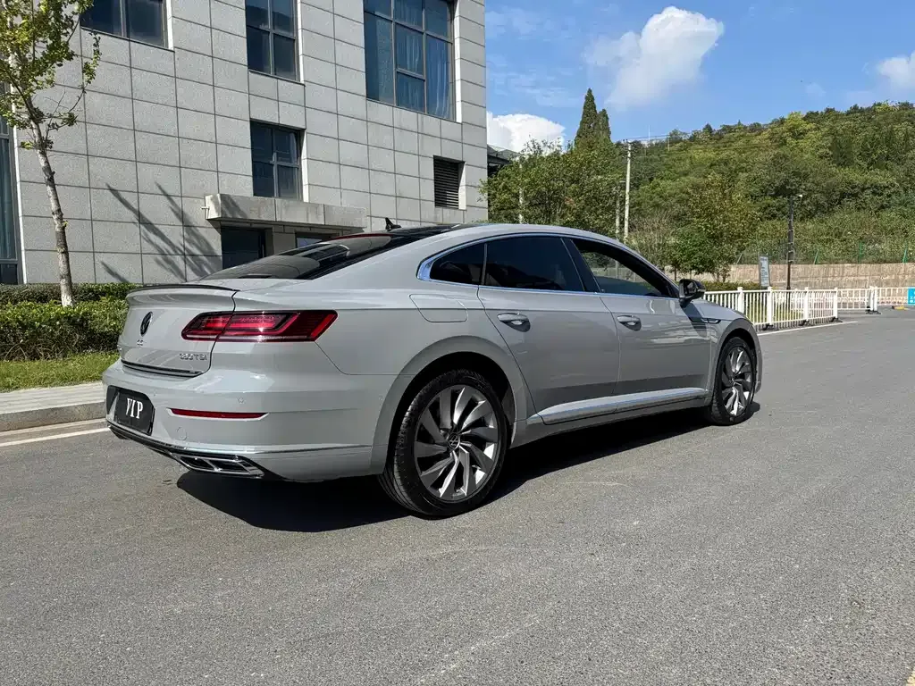 Volkswagen CC 2022 из CN, фото 5
