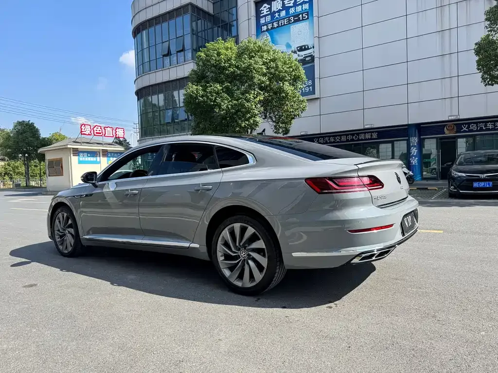 Volkswagen CC 2022 из CN, фото 8