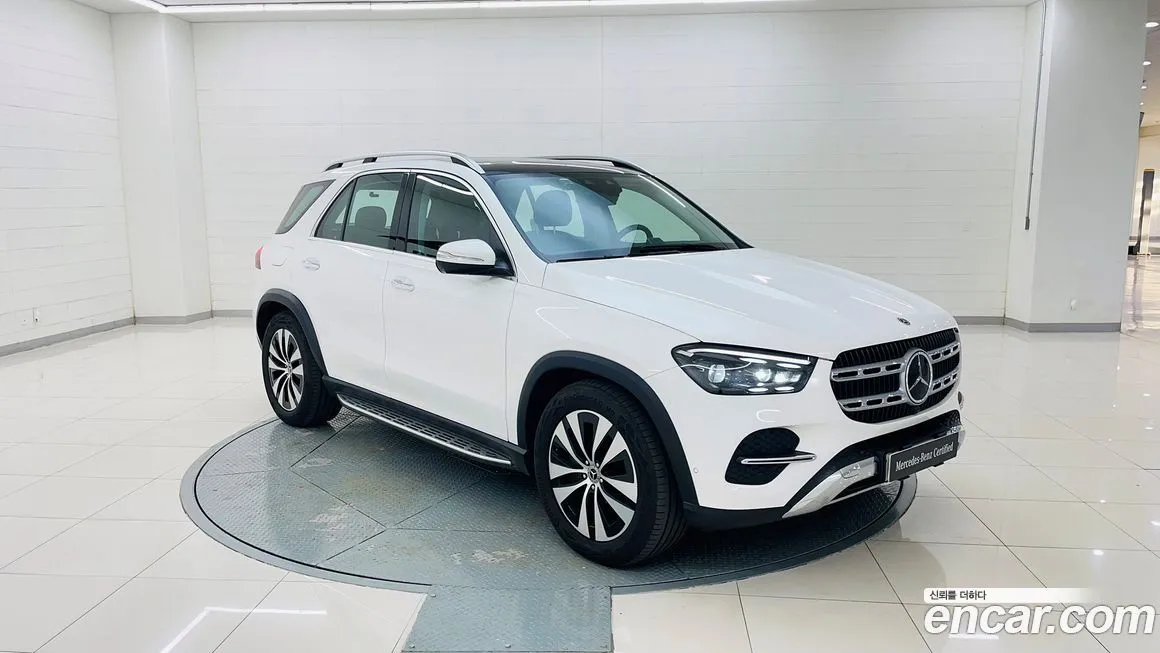 Mercedes-Benz GLE-Class — фото 7