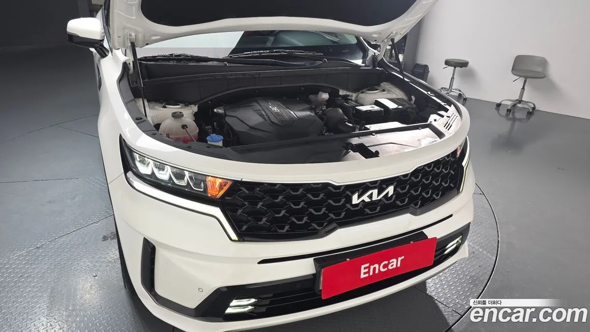 Kia Sorento — фото 6