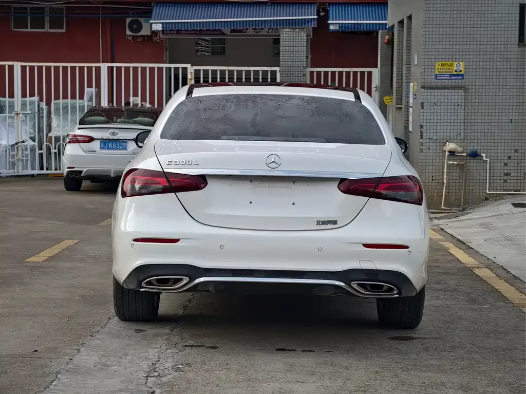 Mercedes-Benz E-Class 2022 из CN, фото 6