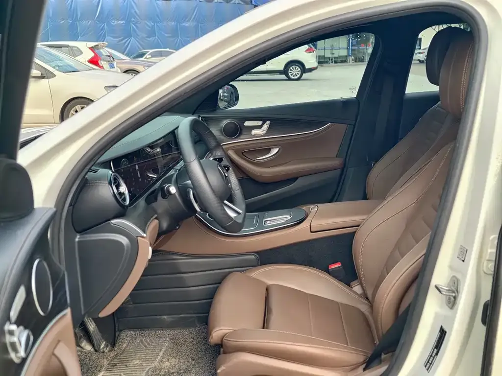Mercedes-Benz E-Class 2022 из CN, фото 9