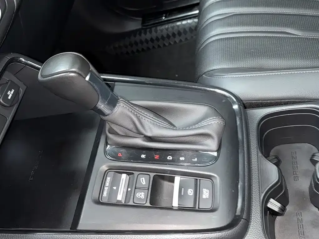 Honda Breeze 2023 из CN, фото 10
