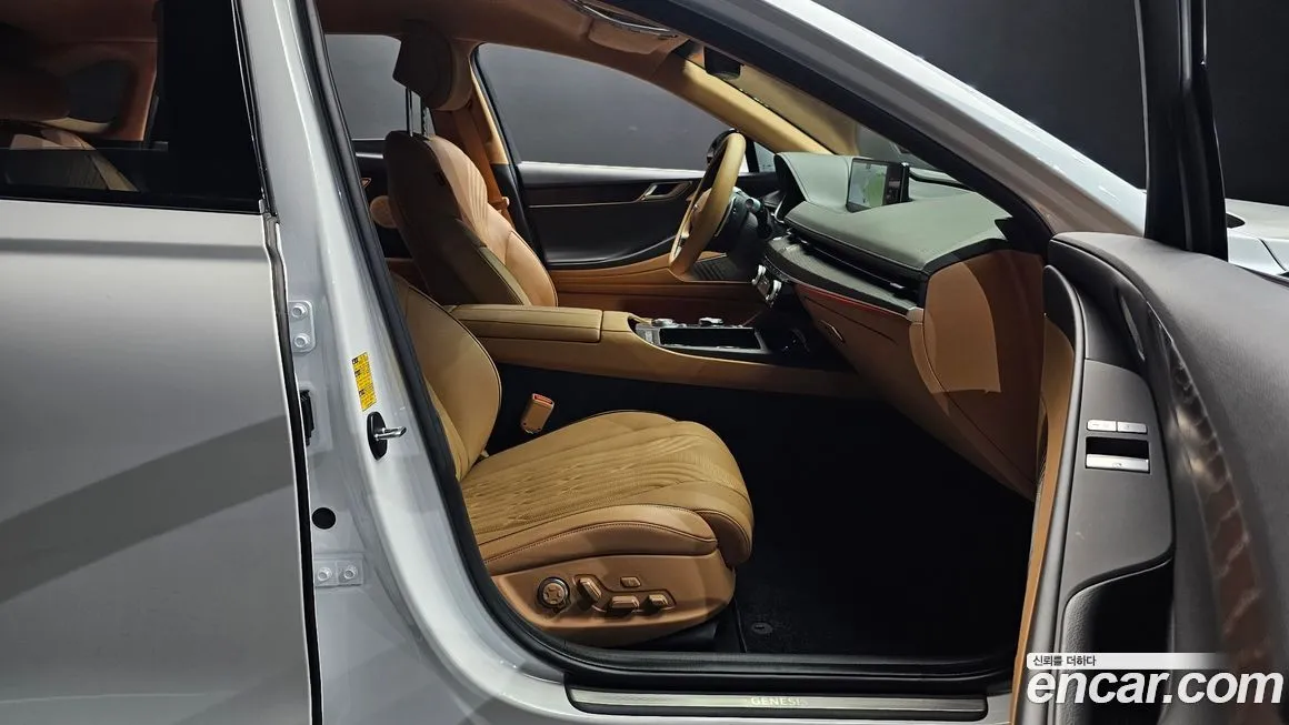 Genesis G80 — фото 10