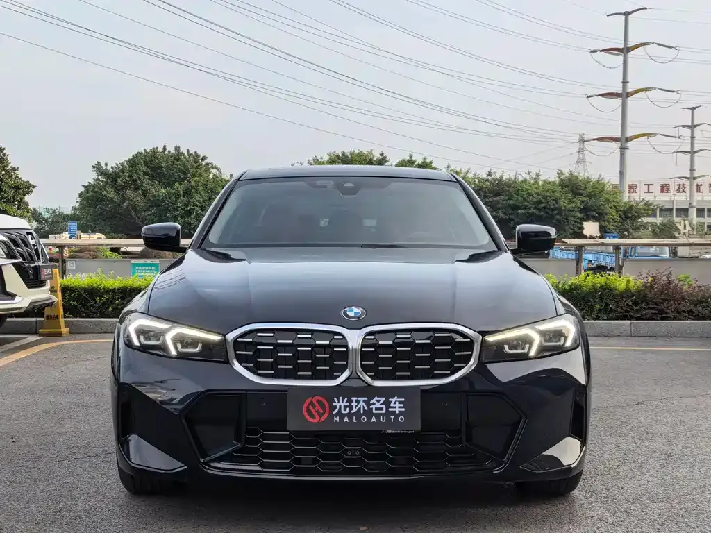 BMW 3 Series 2024 из CN, фото 2