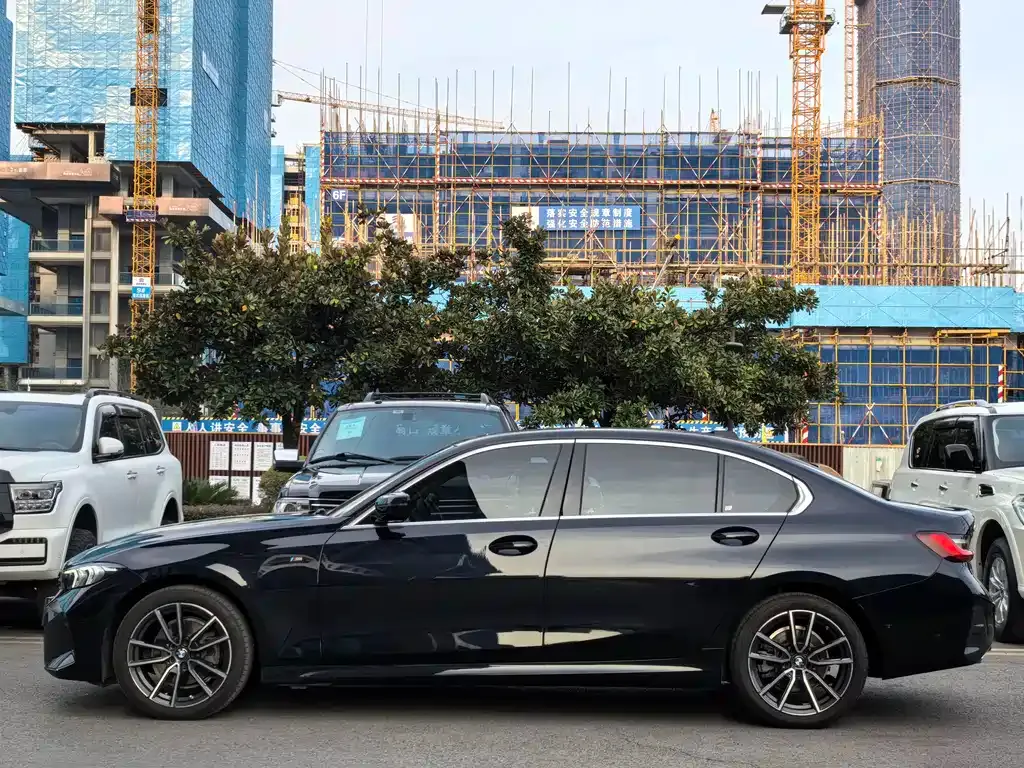 BMW 3 Series 2024 из CN, фото 3