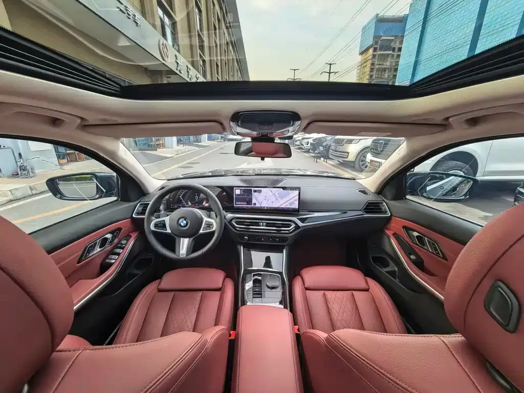 BMW 3 Series 2024 из CN, фото 7