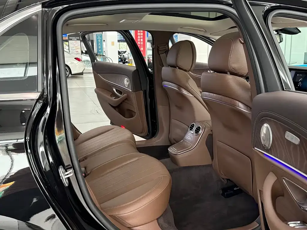 Mercedes-Benz E-Class 2021 из CN, фото 10