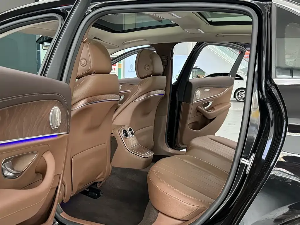 Mercedes-Benz E-Class 2021 из CN, фото 9
