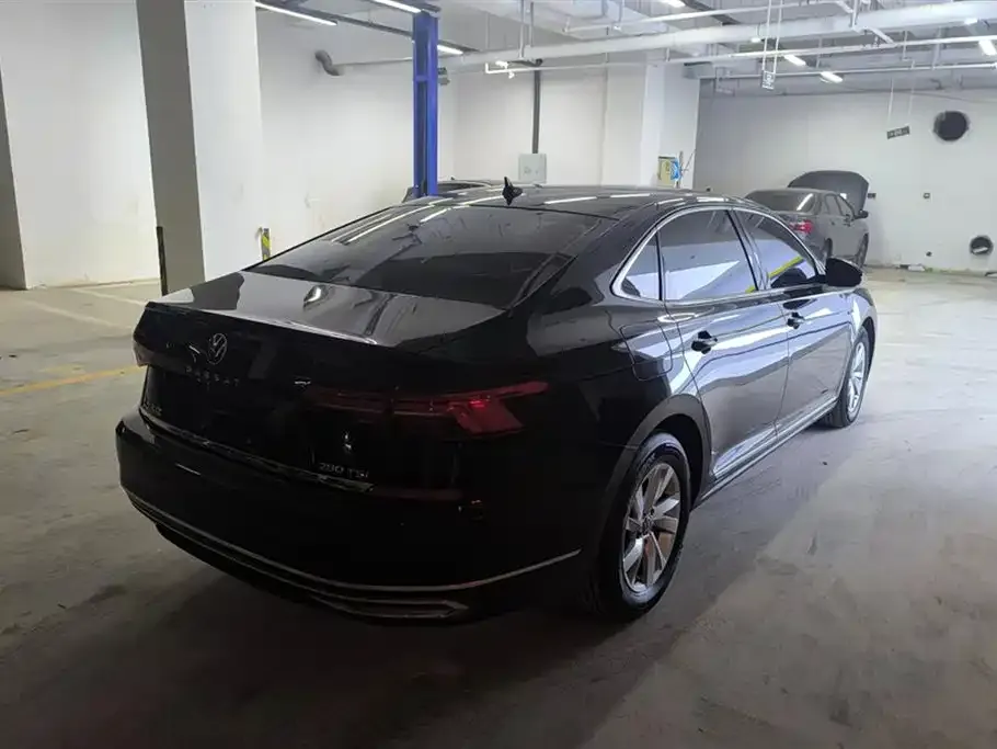 Volkswagen Passat 2021 из CN, фото 3