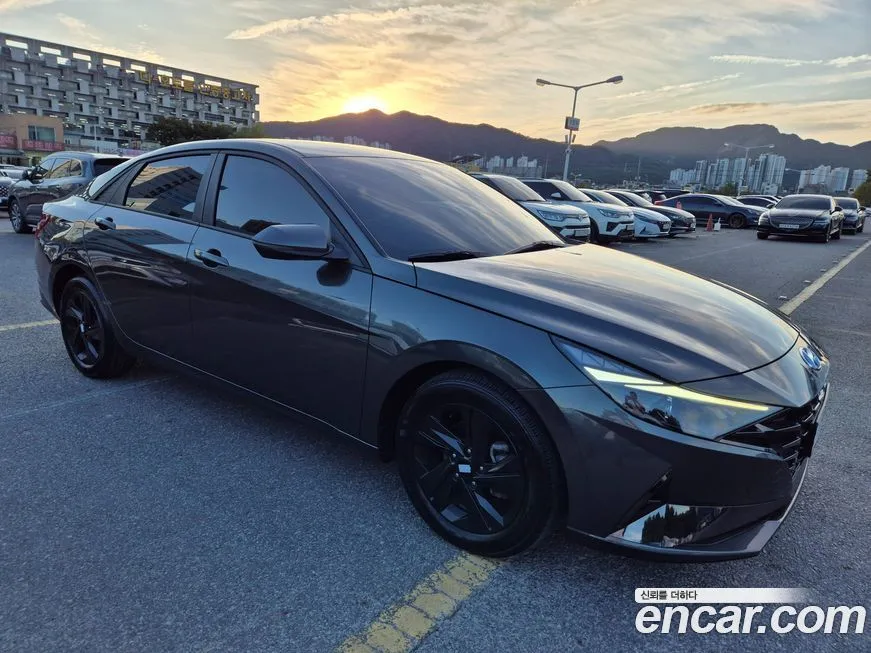 Hyundai AVANTE — фото 2