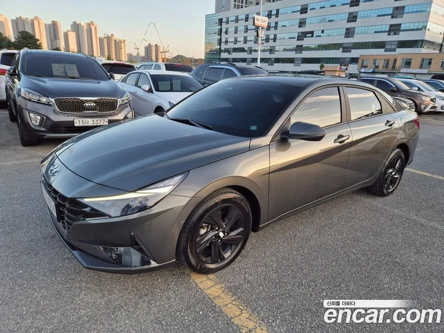 Hyundai AVANTE — фото 3