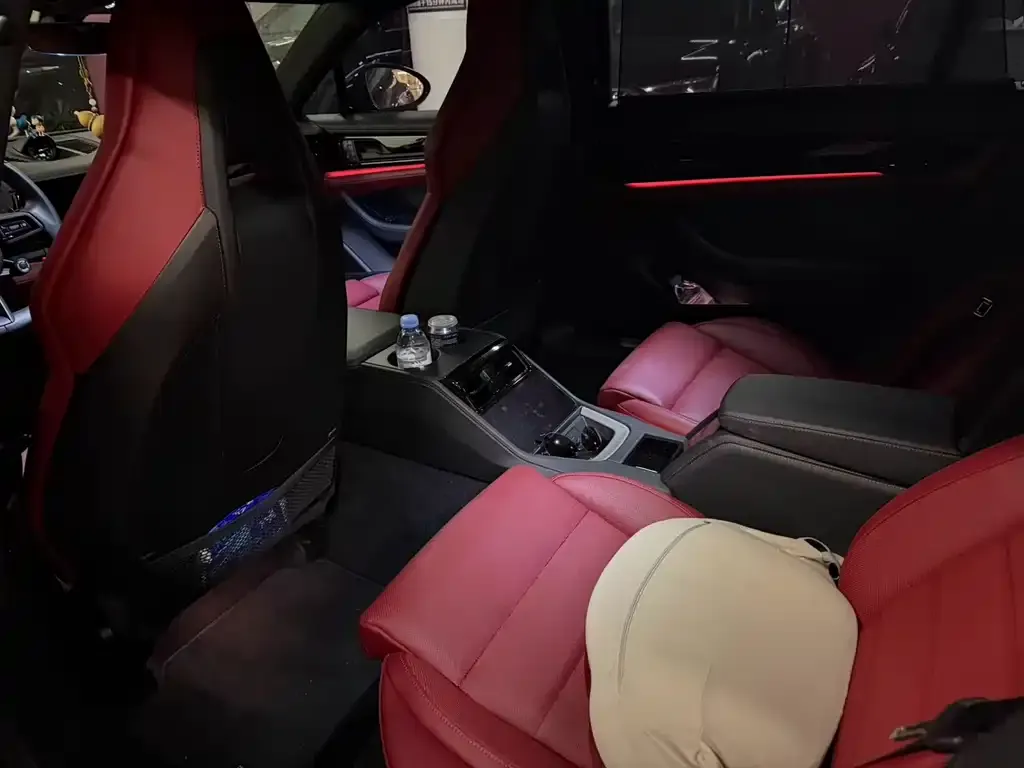 Porsche Panamera 2025 из CN, фото 4