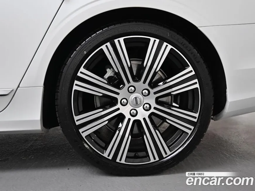 Volvo S90 2025 из KR, фото 5