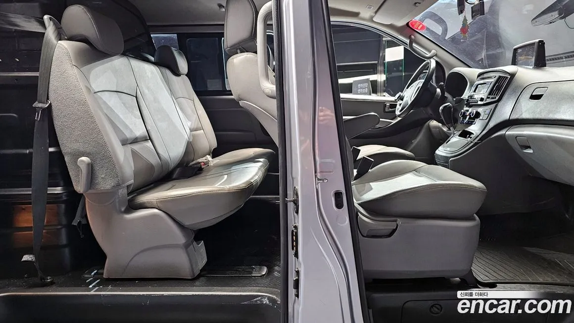 Hyundai Starex 2021 из KR, фото 10