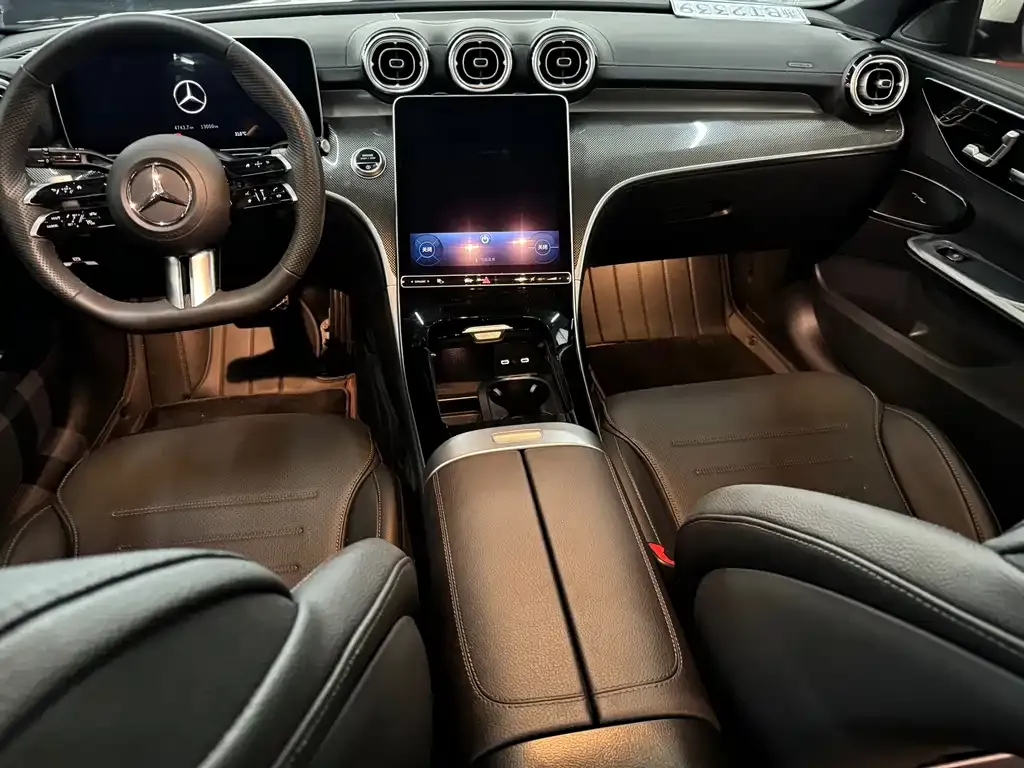 [object Object] C-Class 2022 из CN, фото 10