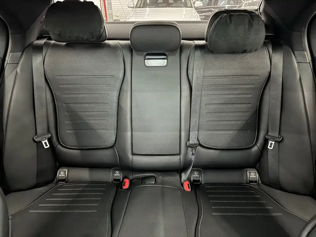 [object Object] C-Class 2022 из CN, фото 6