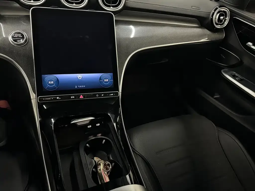 [object Object] C-Class 2022 из CN, фото 8